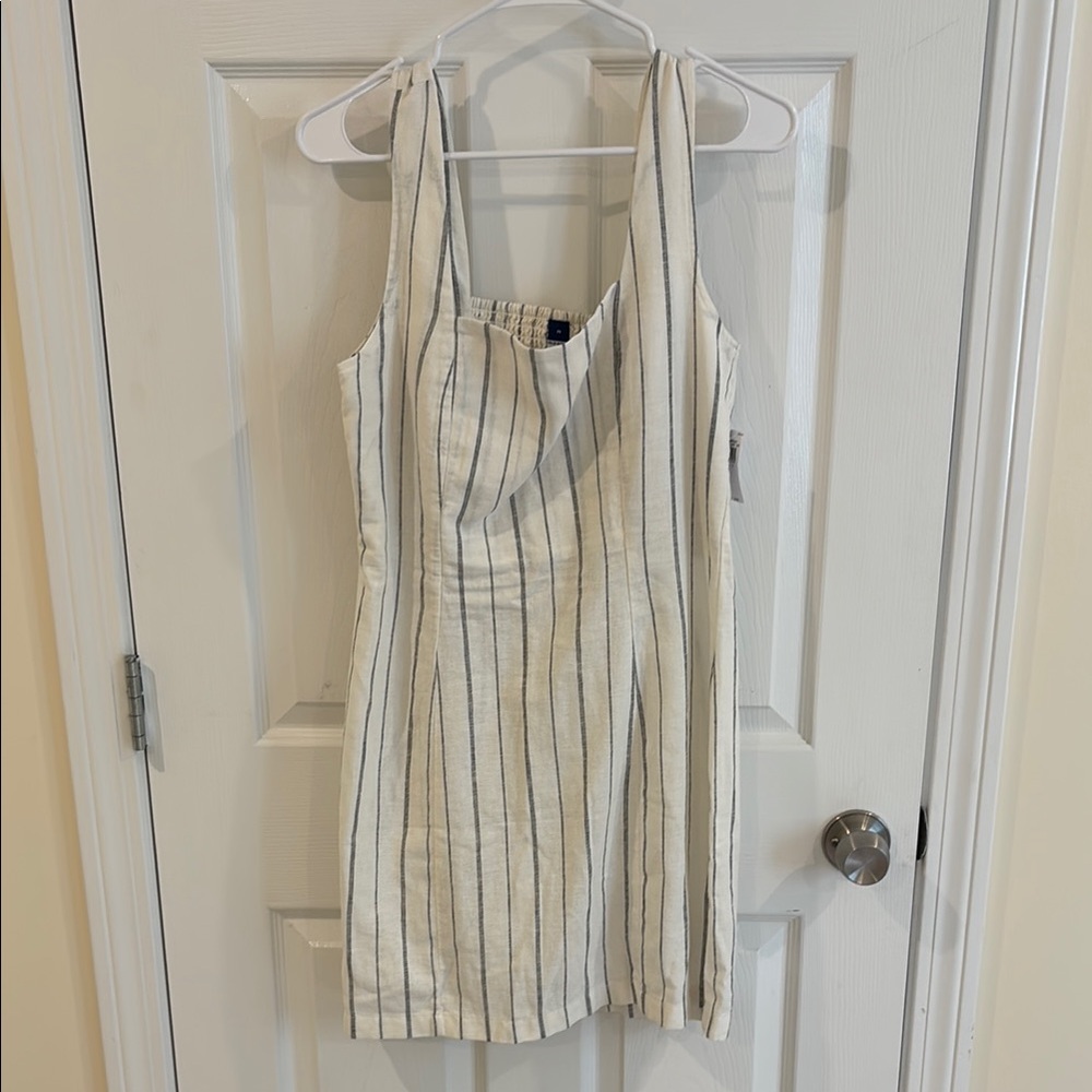 Old Navy Linen Dress